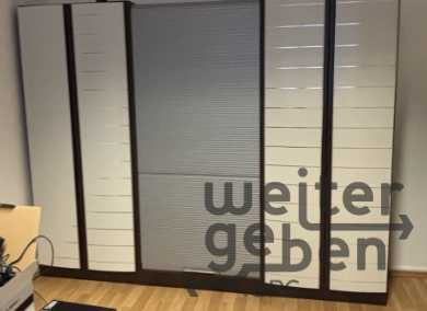 kleine und große Schränke in Kassel