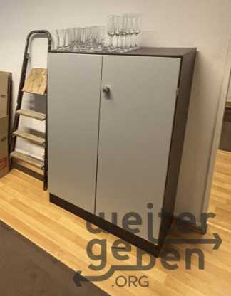 kleine und große Schränke in Kassel