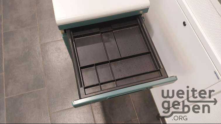 Schubladenschränke – Spende in Mülheim-Kärlich