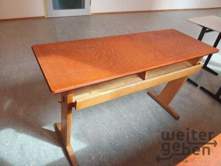 Schulbänke – Spende in München