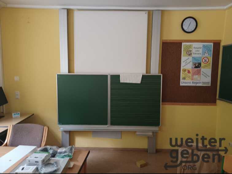 Schultafeln – Spende in Hilden