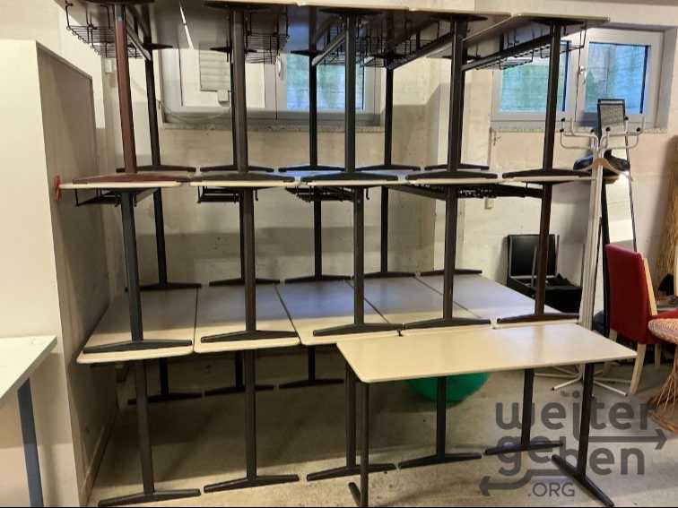 Schultische Gymnasium in Gerolzhofen