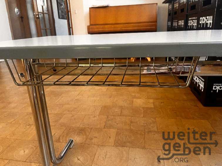 Schultische in Haßloch