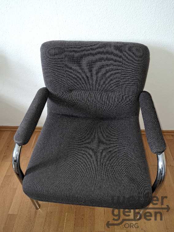 Besucherstühle – Spende in Dresden
