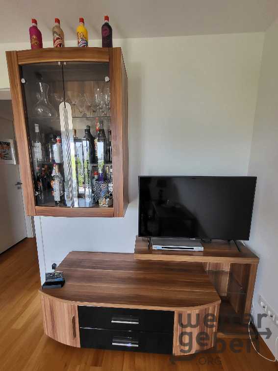 Sideboard, Vitrine, Couchtisch in München