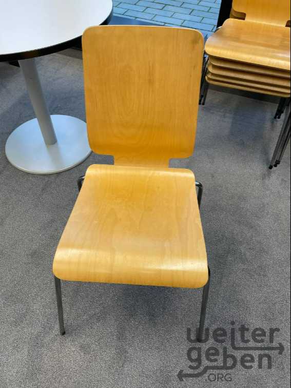 stapelbare Stühle in Dusseldorf