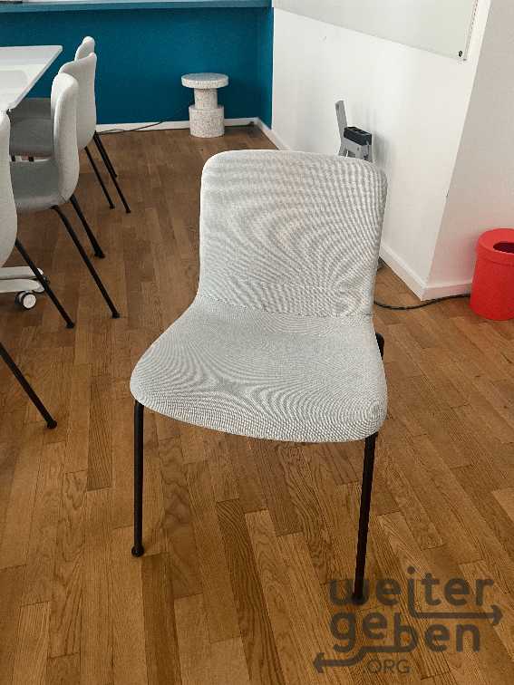 Stühle – Spende in Berlin