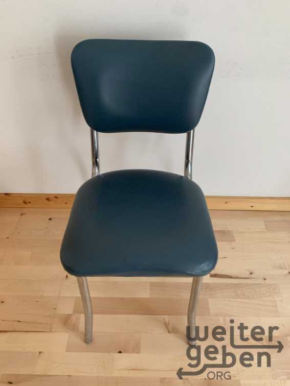 verschiedene Stühle in Berlin