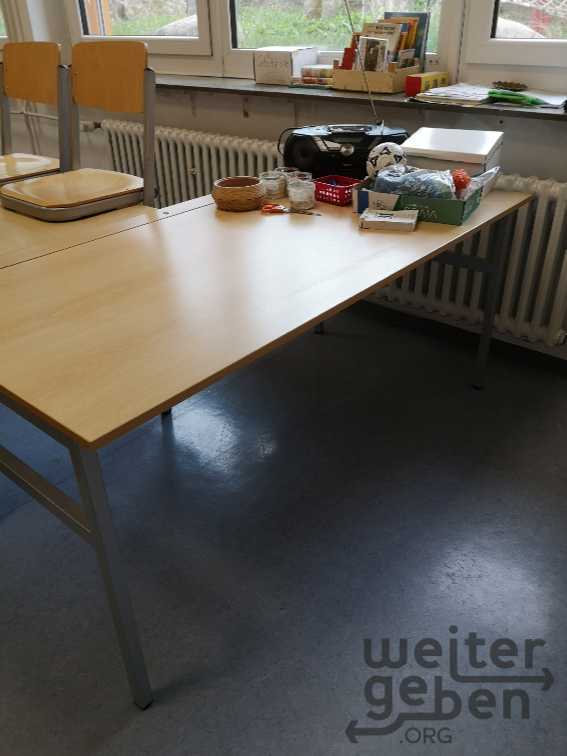 Tisch in Nieder-Olm 