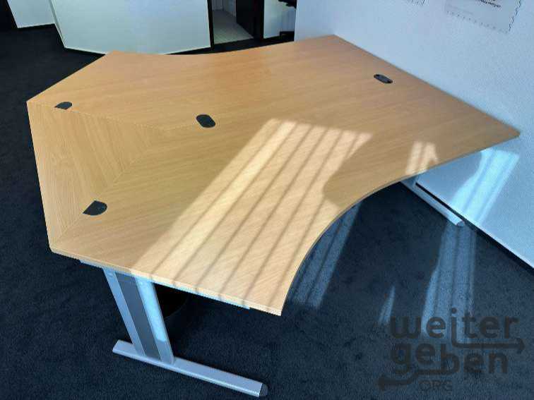 Tische – Spende in Koblenz