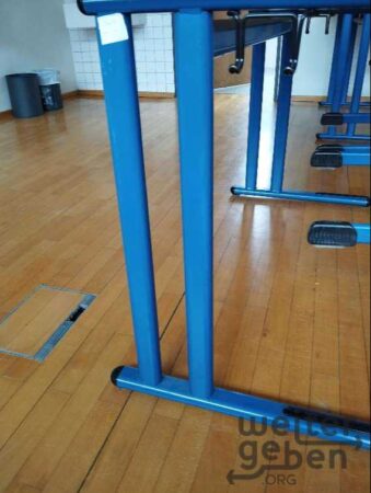 Tische schräge Arbeitsplatten – Spende in Bregenz