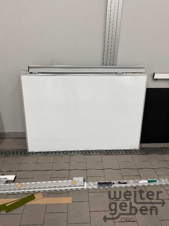 Whiteboards – Spende in Filderstadt
