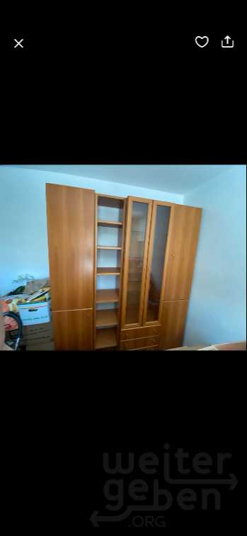 Wohnzimmerschrank – Spende in Bruckberg