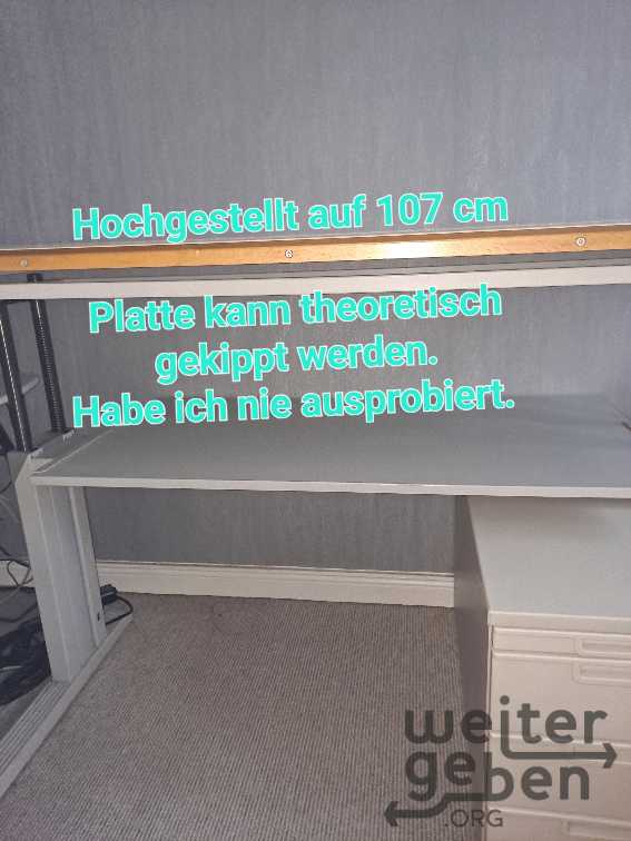 Zeichentisch Packtisch – Spende in Hamburg-Wilstorf
