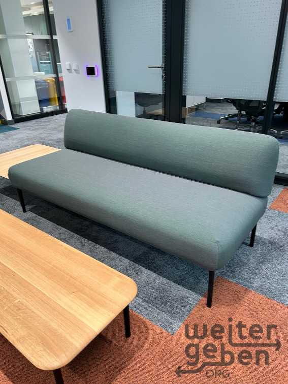 Zweisitzersofa in Frankfurt