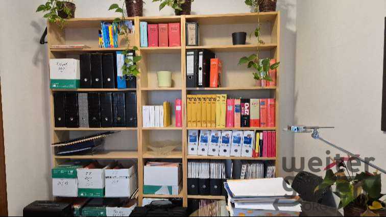 Büroauflösung : 43Möbelstücke in München