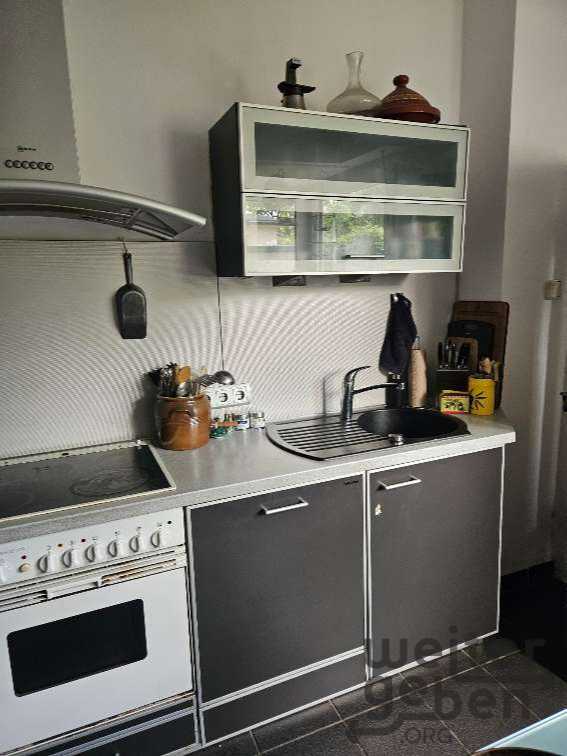 komplette Küche mit Geräte in Köln