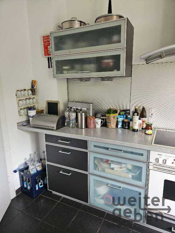komplette Küche mit Geräte in Köln